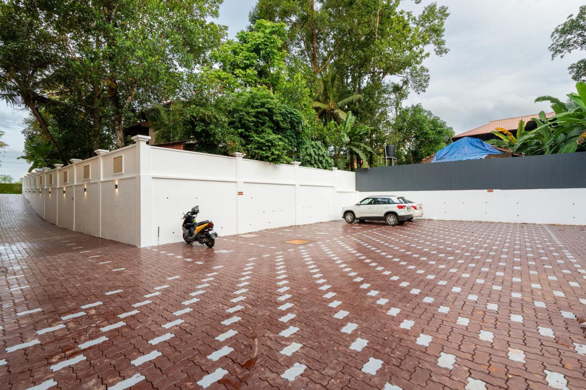 Cochin Airport Hotel Kochi 외부 사진